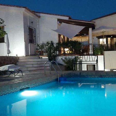 Peinado Grande Village Malaga Exterior photo